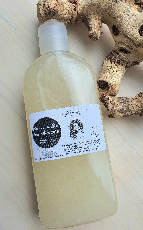 Camellia thee en Knoflook Biologische sulfaatvrije shampoo tegen haar verlies - kliswortel en coffeïne 250ml - Afbeelding 4