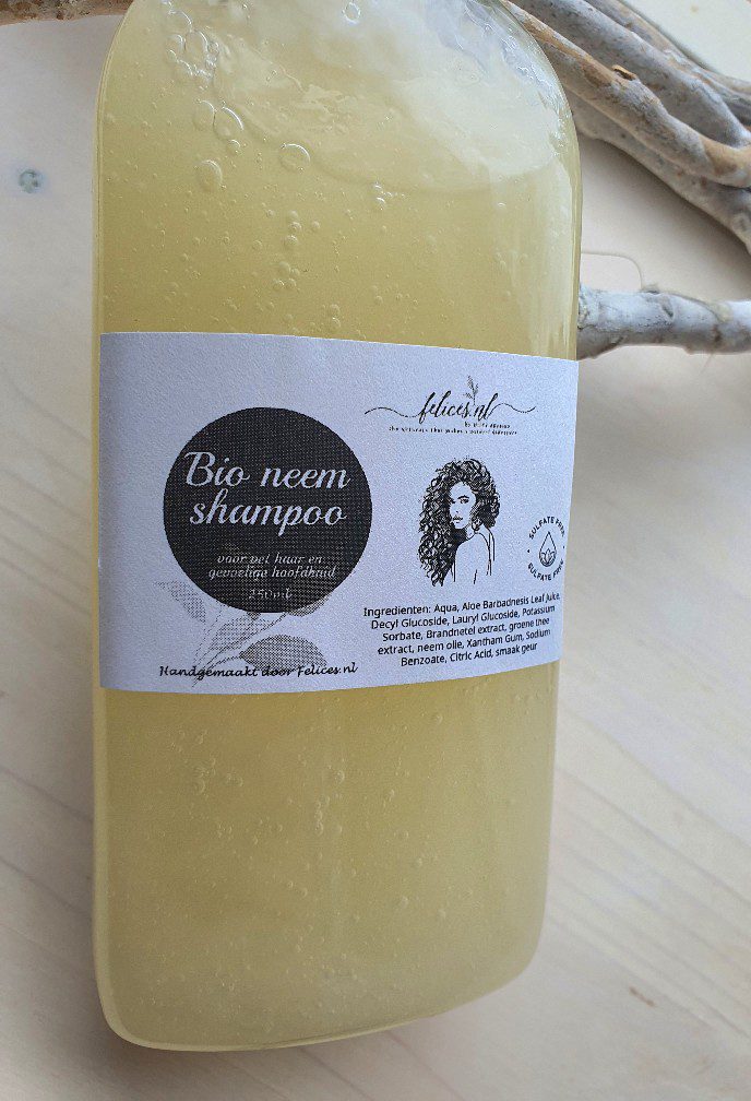 Neem olie Biologische sulfaatvrije shampoo voor vet haar - gevoelige hoofdhuid - brandnetel extract 250ml - Afbeelding 3