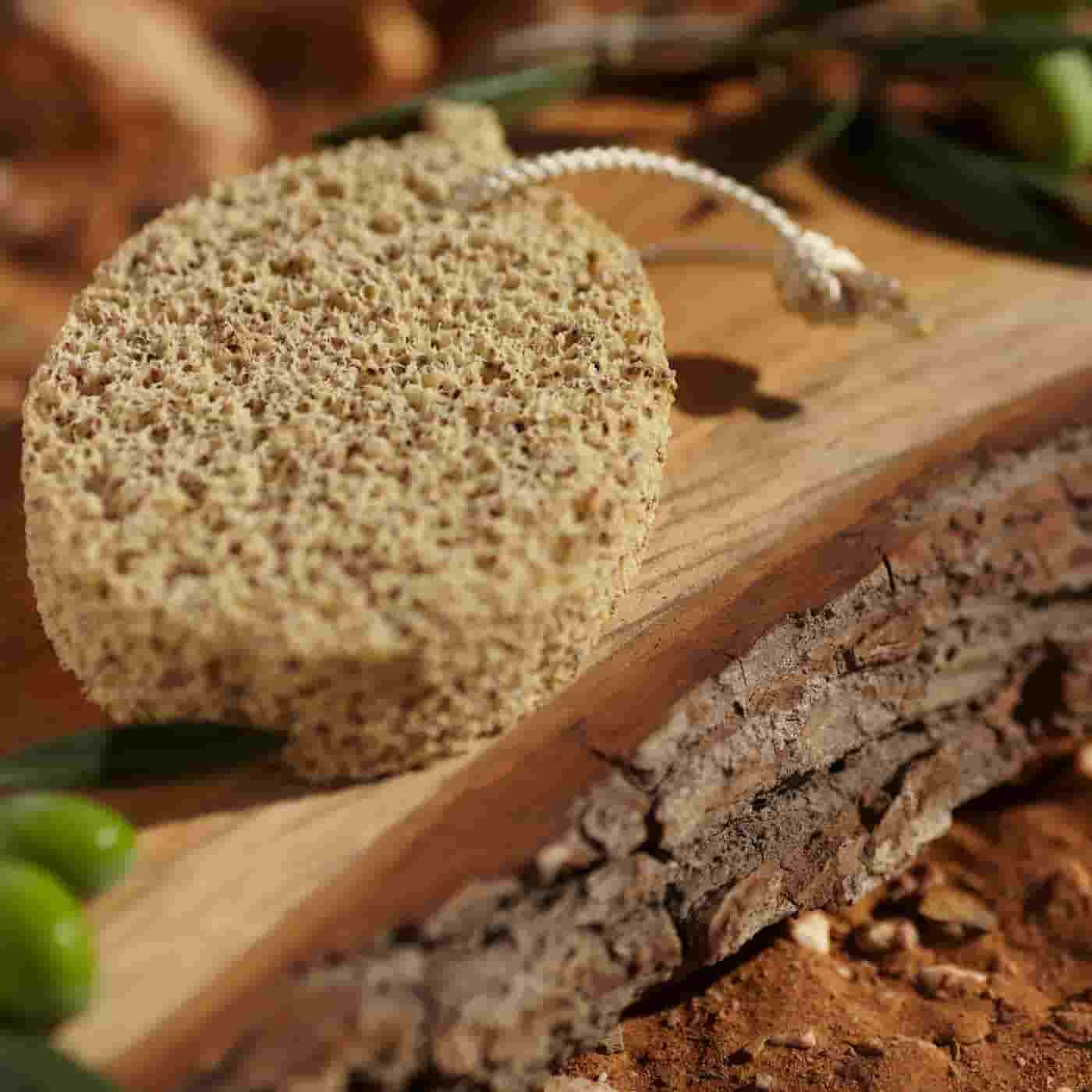 2 stuks Exfoliërende natuurlijke sponzen met olijfpitten voor lichaam - gevoelige huid 2 stuks - Afbeelding 3