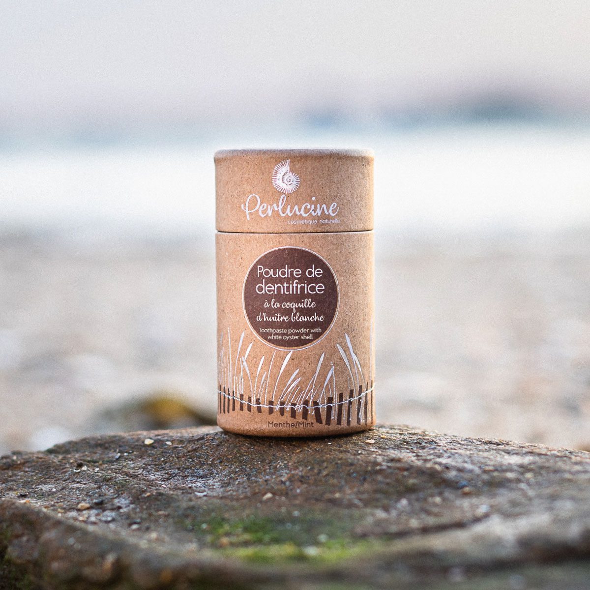 Luxurieuze biologische Tandpasta poeder met witte oesterschelp - pepermunt en eucalyptus 25gr
