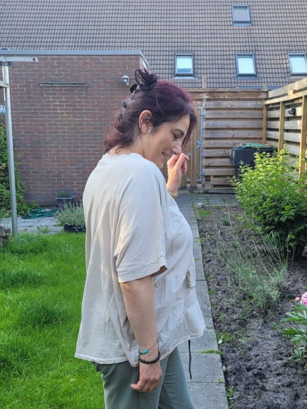 Katoenen boho dames brede top in BEIGE kleur met korte mouwen maat 46/48 - Afbeelding 3