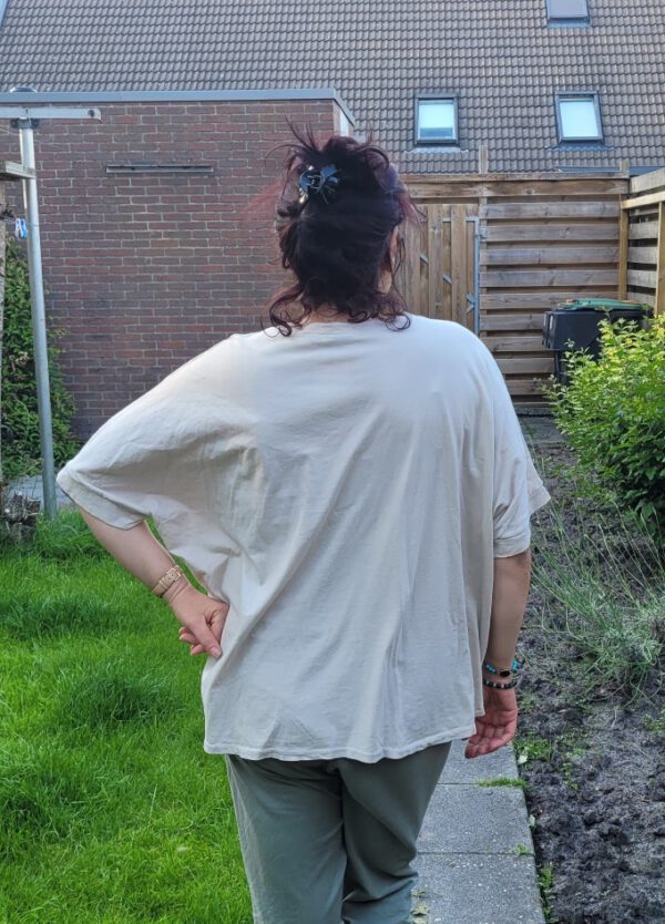 Katoenen boho dames brede top in BEIGE kleur met korte mouwen maat 46/48 - Afbeelding 4