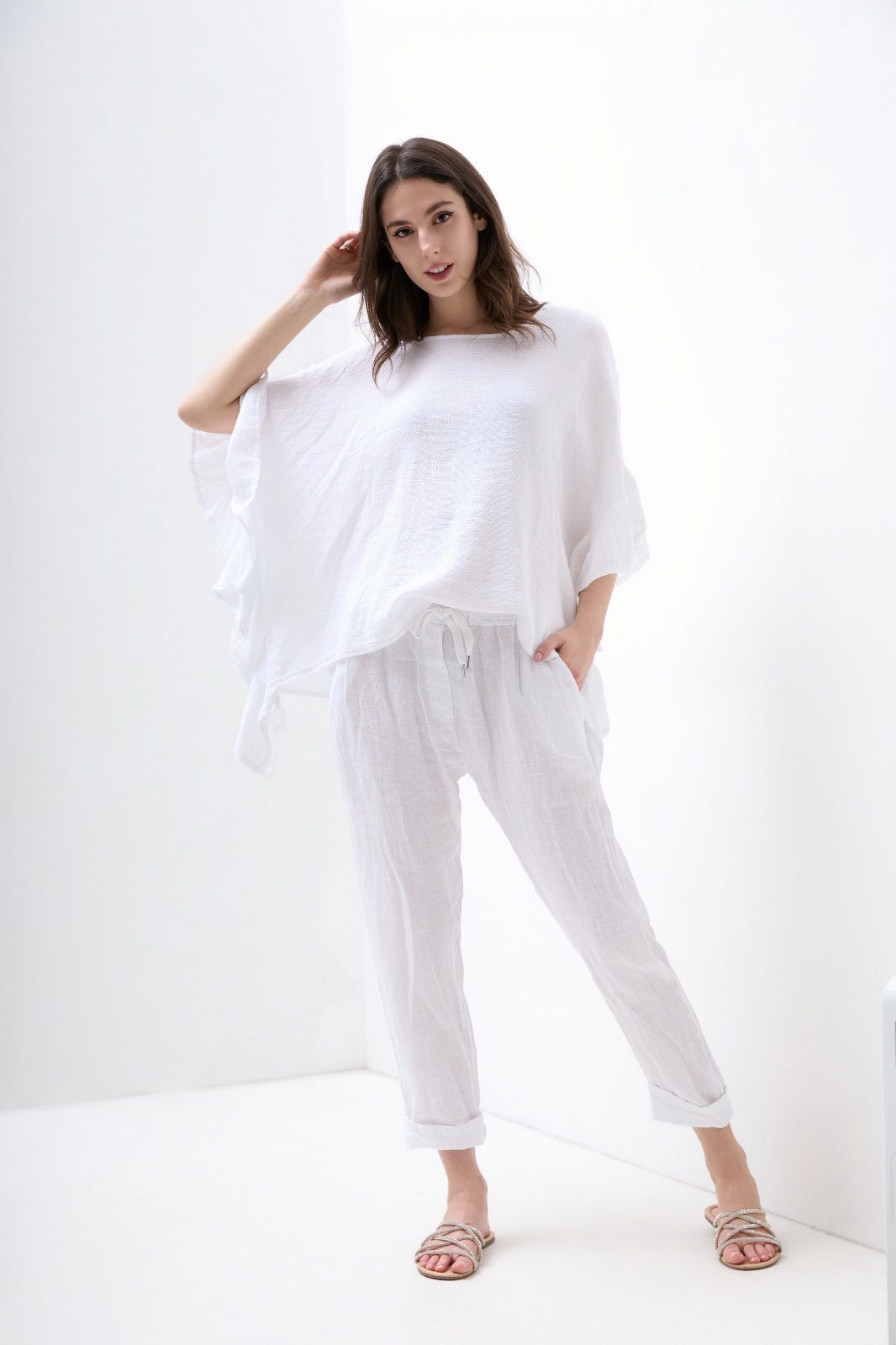 Linnen top cropped - poncho - met vlinder mouwen - in kleur WIT - grote maten - one size