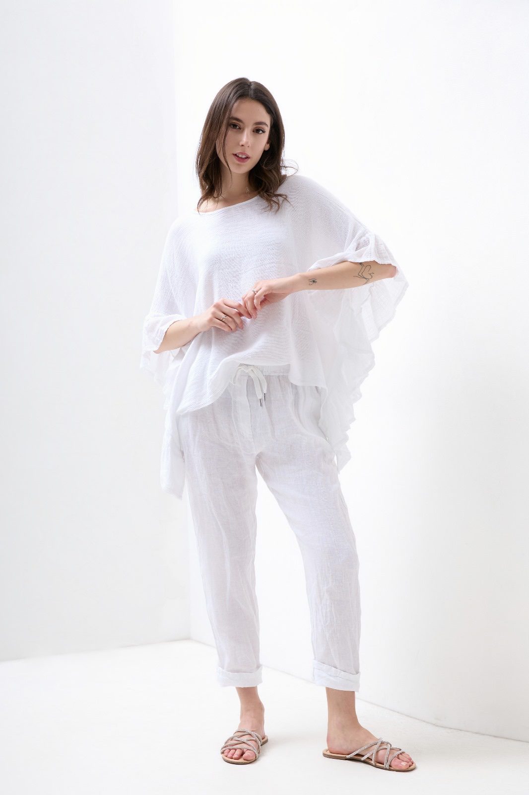 Linnen top cropped - poncho - met vlinder mouwen - in kleur WIT - grote maten - one size