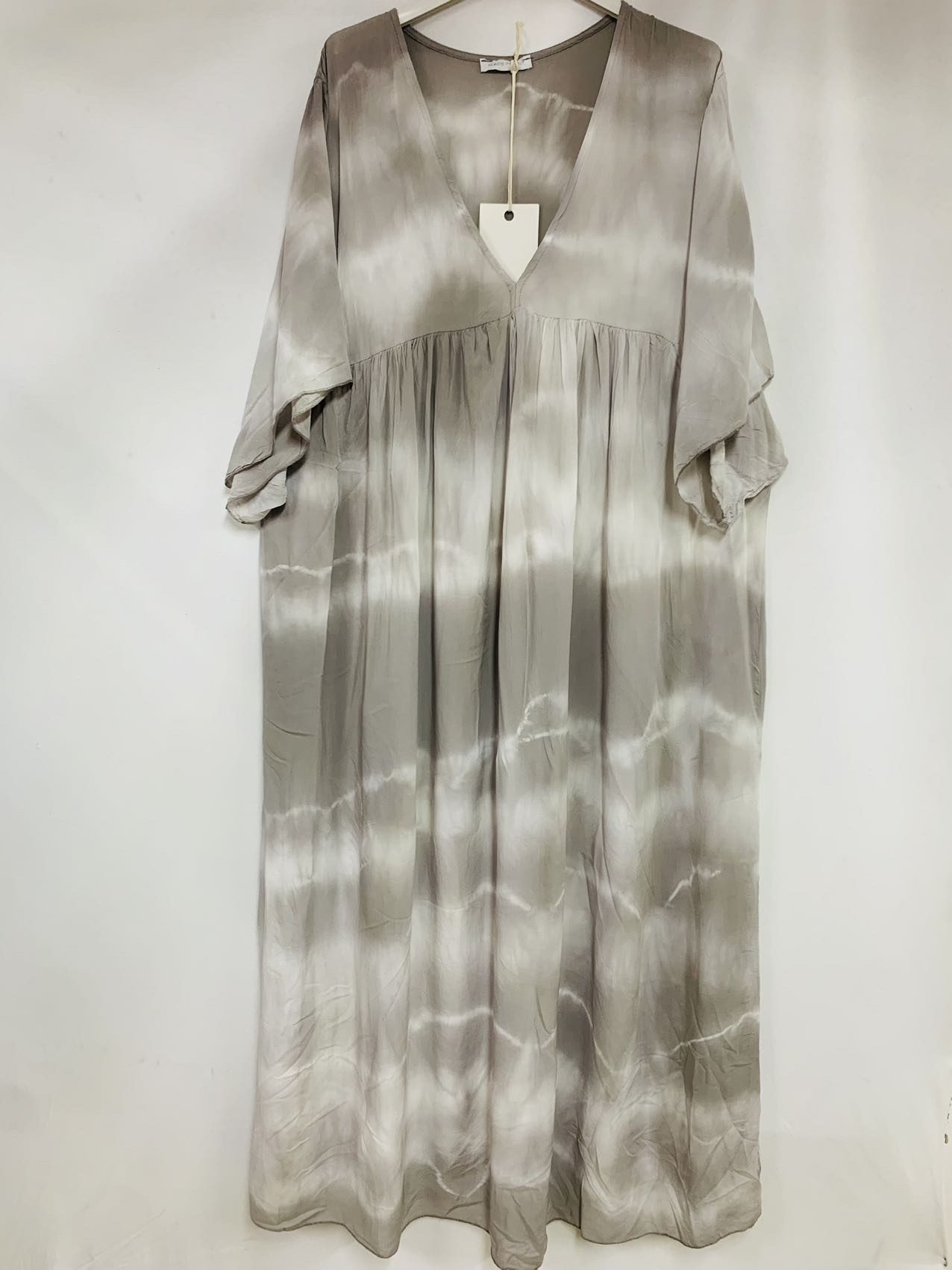 Boho maxi jurk van luchtige viscose - v-hals - kleur TAUPE - maat 42-46