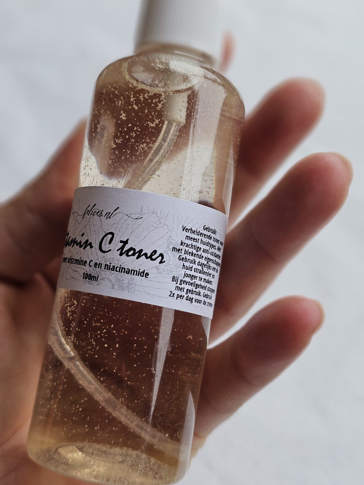 Verhelderende Vitamine C toner voor gezicht - Niacinamide - vermindert pigmentatie - heldere tint - verjongt 100ml - Afbeelding 2