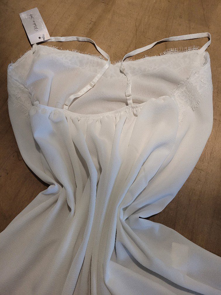 Luchtige zomer tang, WIT, met kant Maat 42/44 - Afbeelding 2